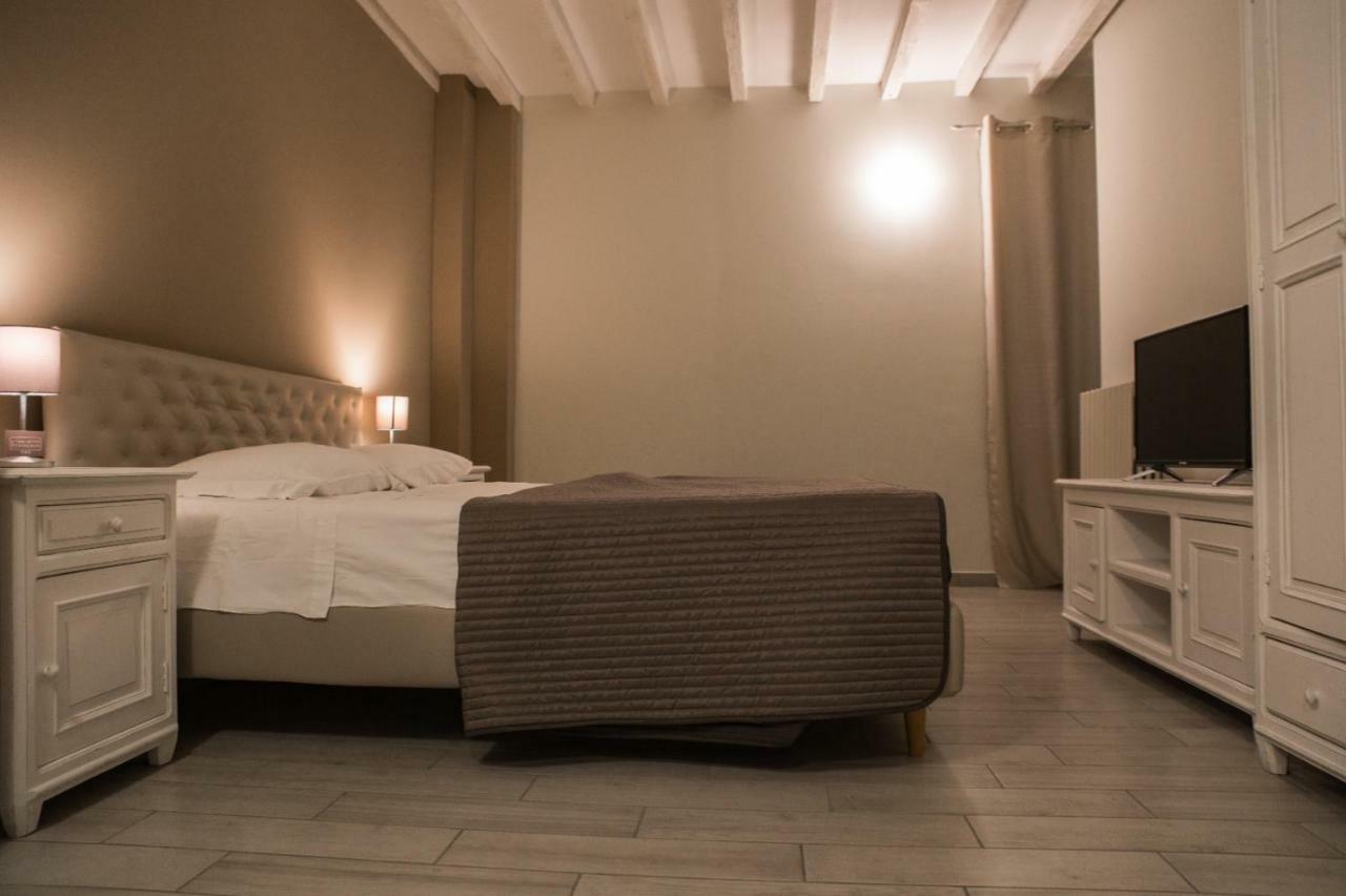 L'Infinito Residence Castelvetro Piacentino Eksteriør billede